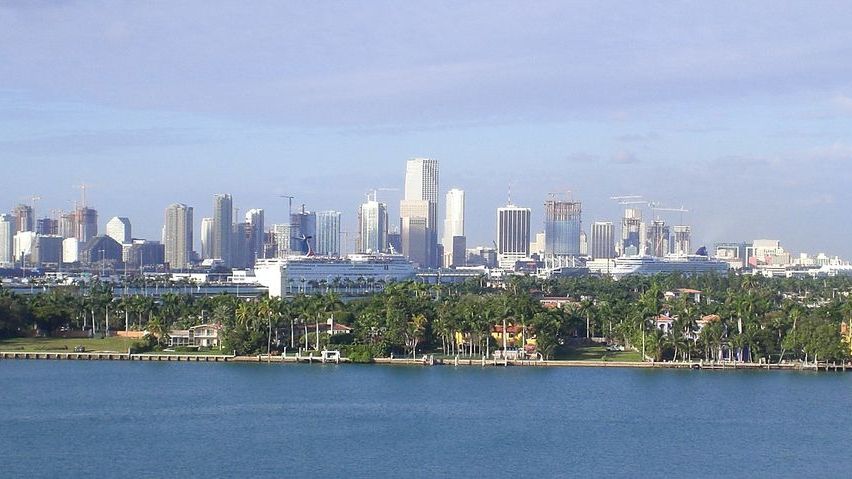 Why These 5 U.S. Cities Are Seeing a "Reverse Migration" Back to the Coasts.