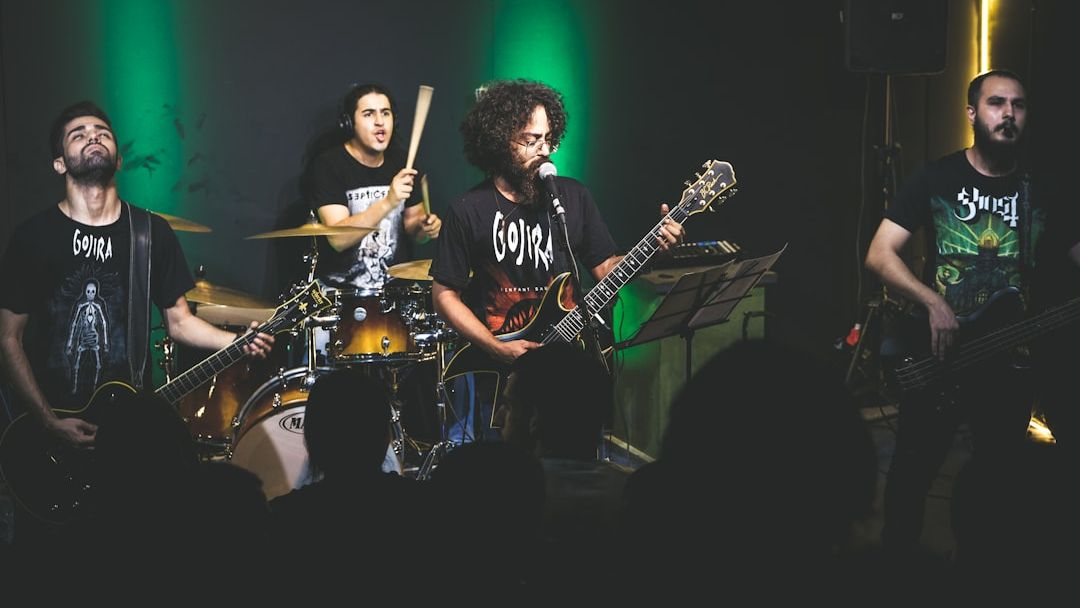 ABANDONED OCEAN: Lyric-Video von neuer Post-Doom Metal EP „Inner Dusk“