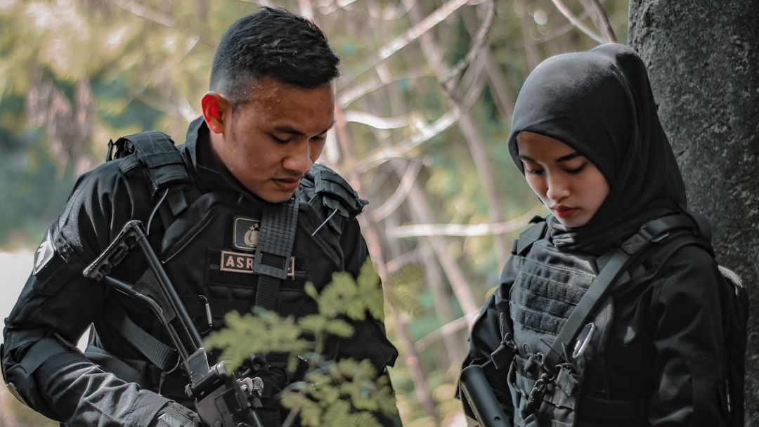Feds sweep into MacArthur Park in operation against 'open-air drug market'