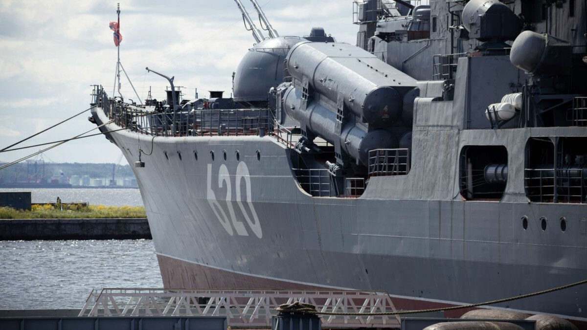 U.S. launches "self-defense strikes" on Iran, says warships came under fire