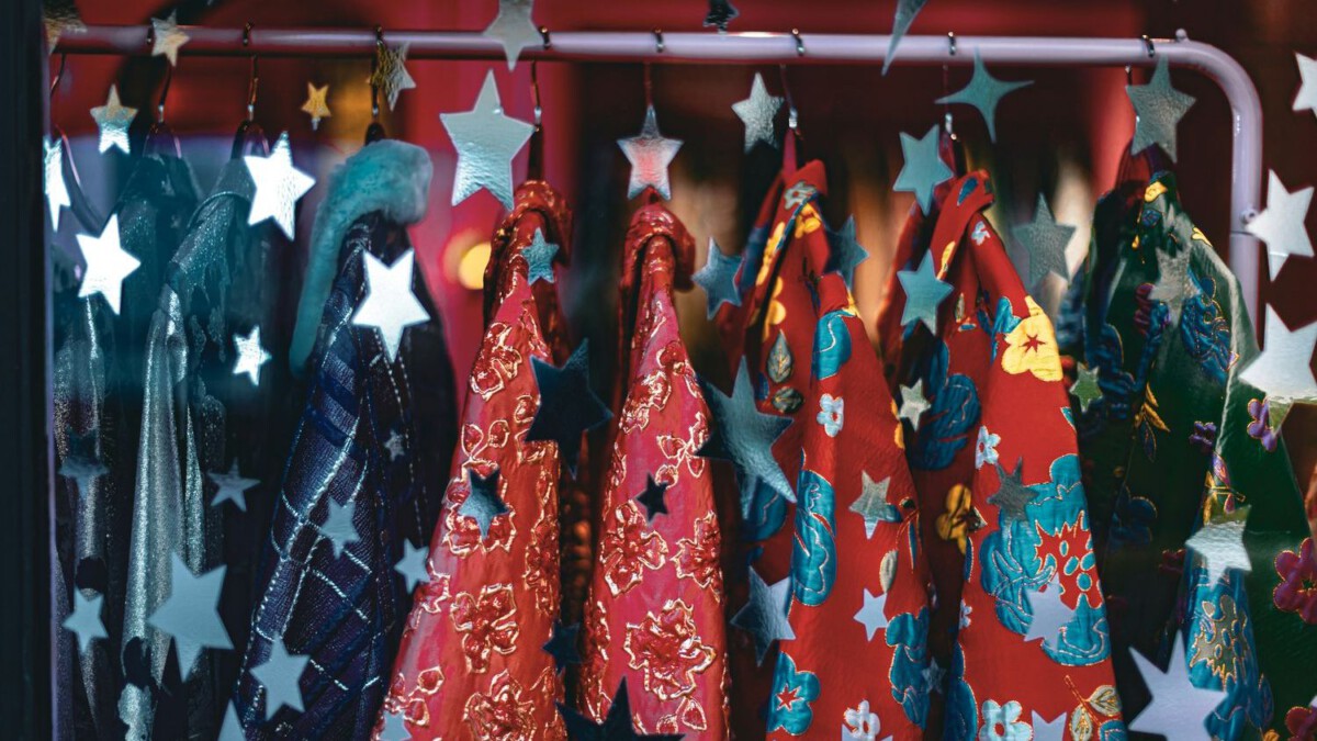 Which Colour to Wear Every Day According to Astrology?