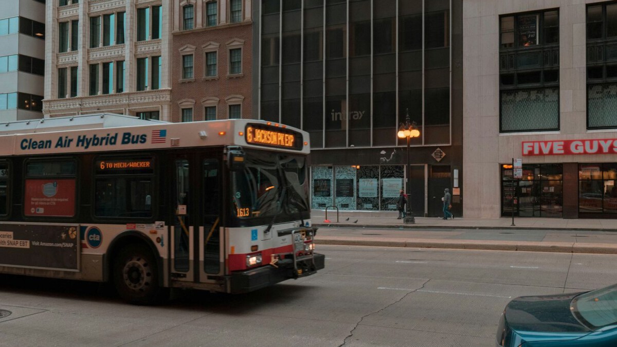 Man with 60+ arrests charged with stabbing good Samaritan during CTA dispute