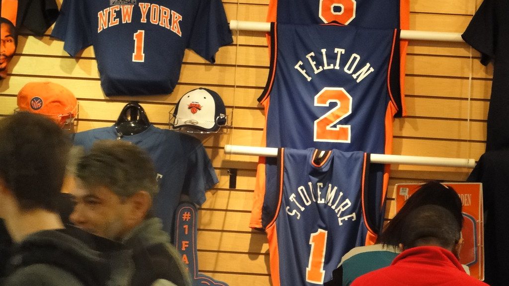 Owner of eatery that created the Philly cheesesteak will cook at Long Island pizzeria in Knicks gear after losing bet