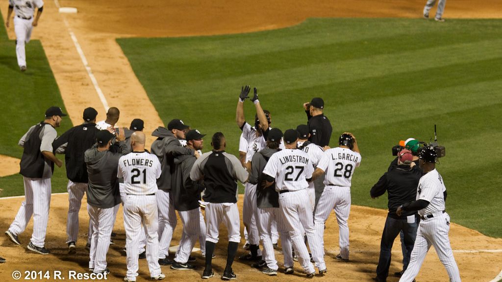 Derek Hill's pinch-hit homer, diving catch fuel White Sox' victory against Royals