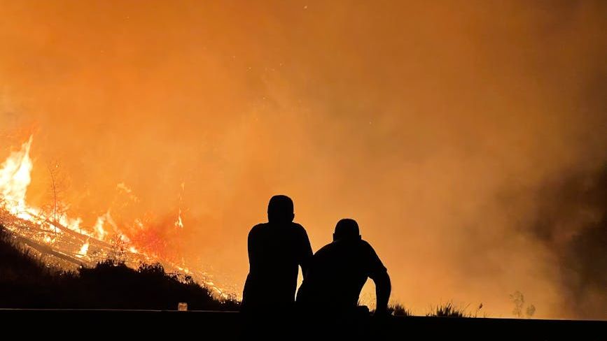 Grand fire burns in Chino Hills, spurring evacuation orders