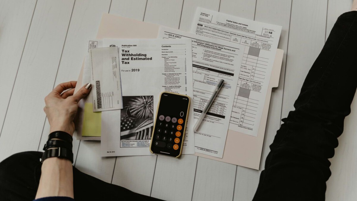 12 Bills and Habits That Push Struggling Americans Closer to Financial Disaster