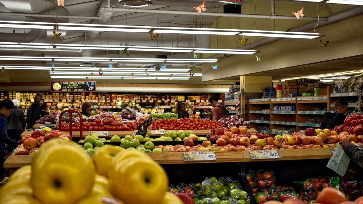 Popular Grocery Chains Are Quietly Changing Senior Discount Days — Here’s When to Shop