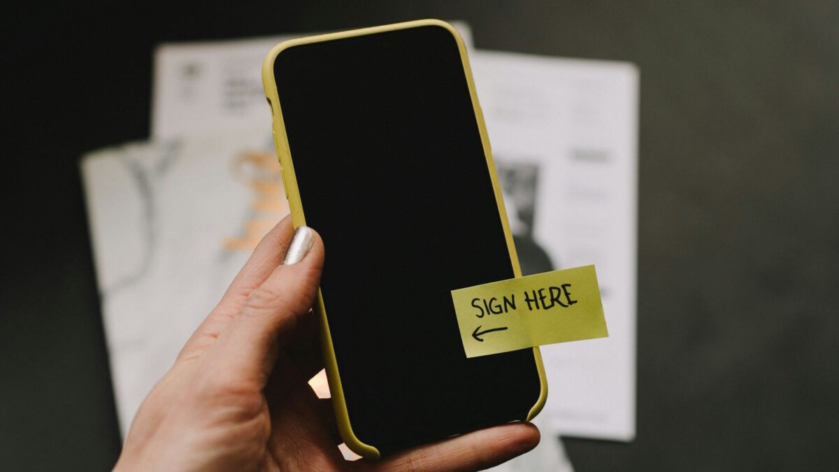 SNAP Shoppers Alert: New Verification Rules Require Selfies & Facial Recognition — Privacy Advocates Are Concerned