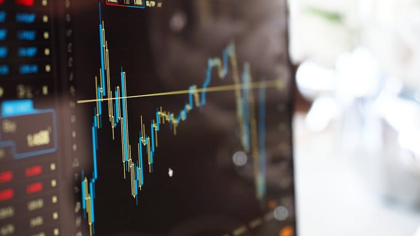 Morning Bid: Bonds spoil the AI party