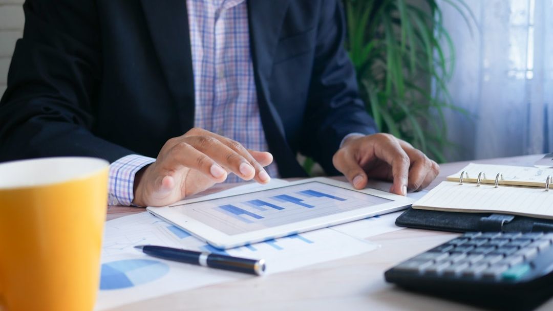 I'm a Financial Planner: This Is Why a Sounding Board Is as Important as Hitting Your Savings Goal (And It's Never Too Late to Seek Guidance)