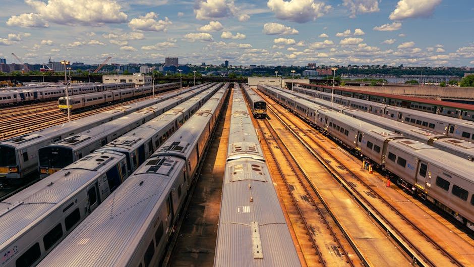 BREAKING: MTA and LIRR unions reach deal ending 3-day strike, Hochul says