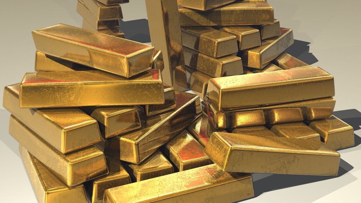 Why Financial Experts are Quietly Moving Their Money Into These 3 Assets