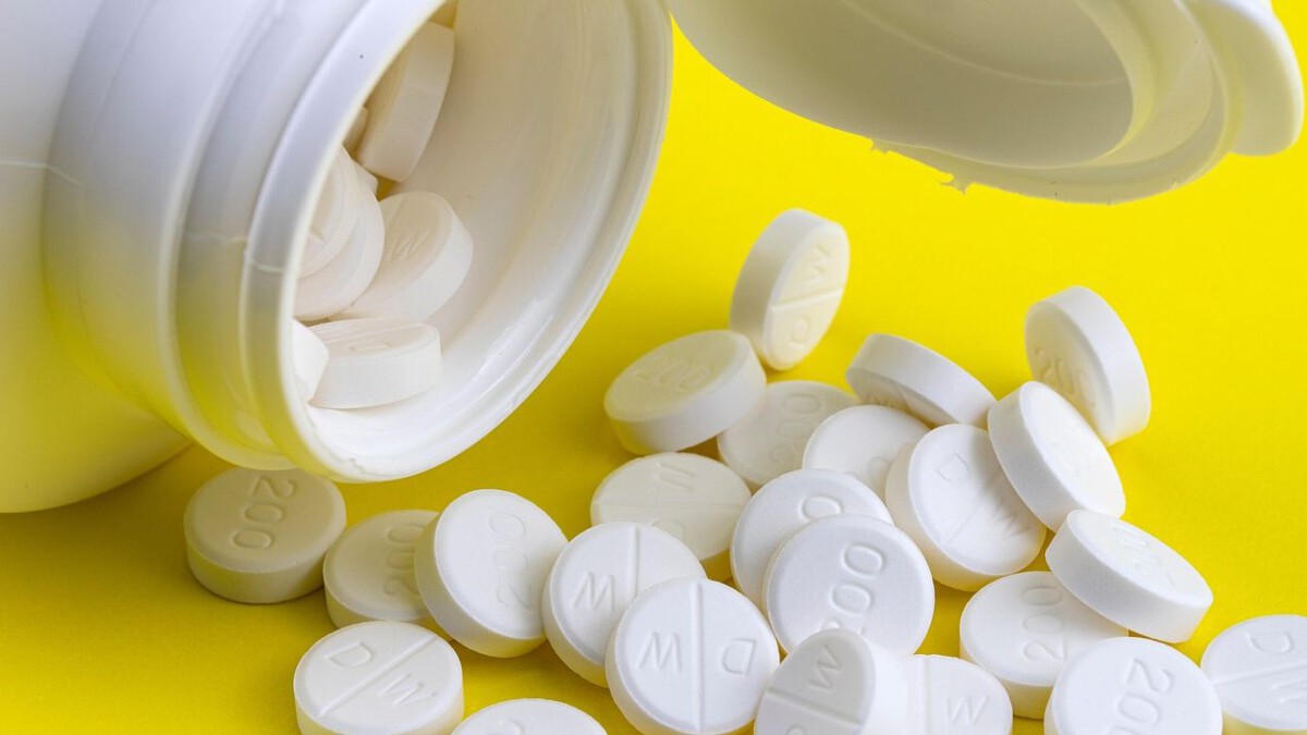 Kim Kardashian takes 35 pills a day