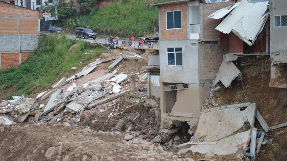 5.8 magnitude earthquake hits Peru, damaging buildings and injuring 27