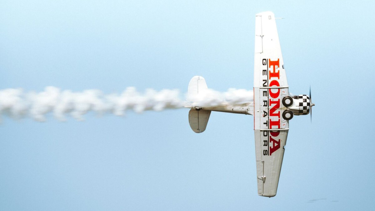 Ebola Risk Diverts Detroit Flight as US To Update Travel Restrictions
